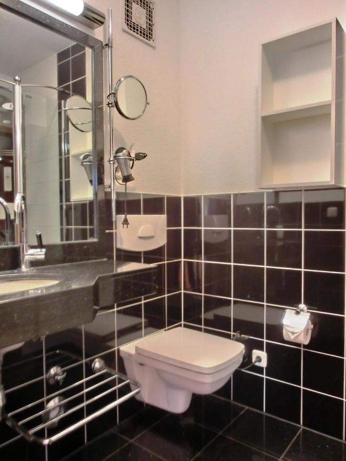 Ferienwohnung E10 格拉尔-米里茨 外观 照片